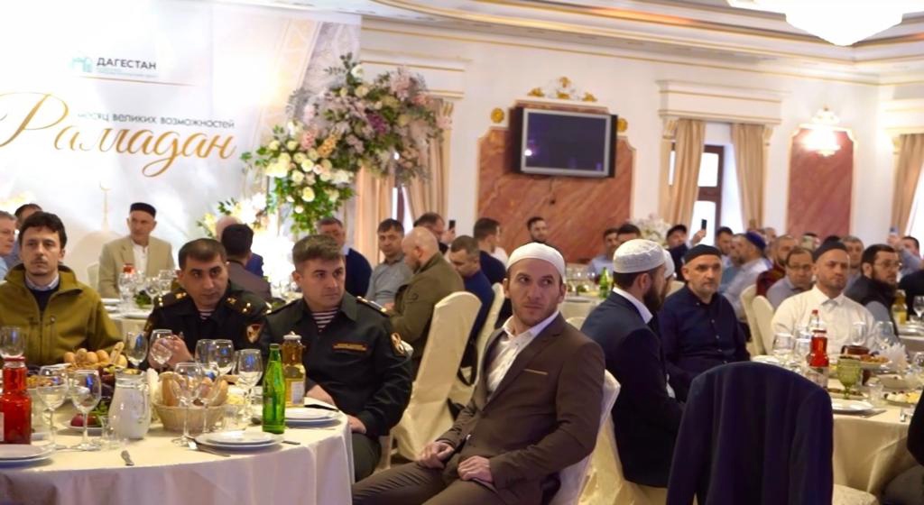 «Ифтар единства» с участием представителей Военного Отдела прошёл в Санкт-Петербурге