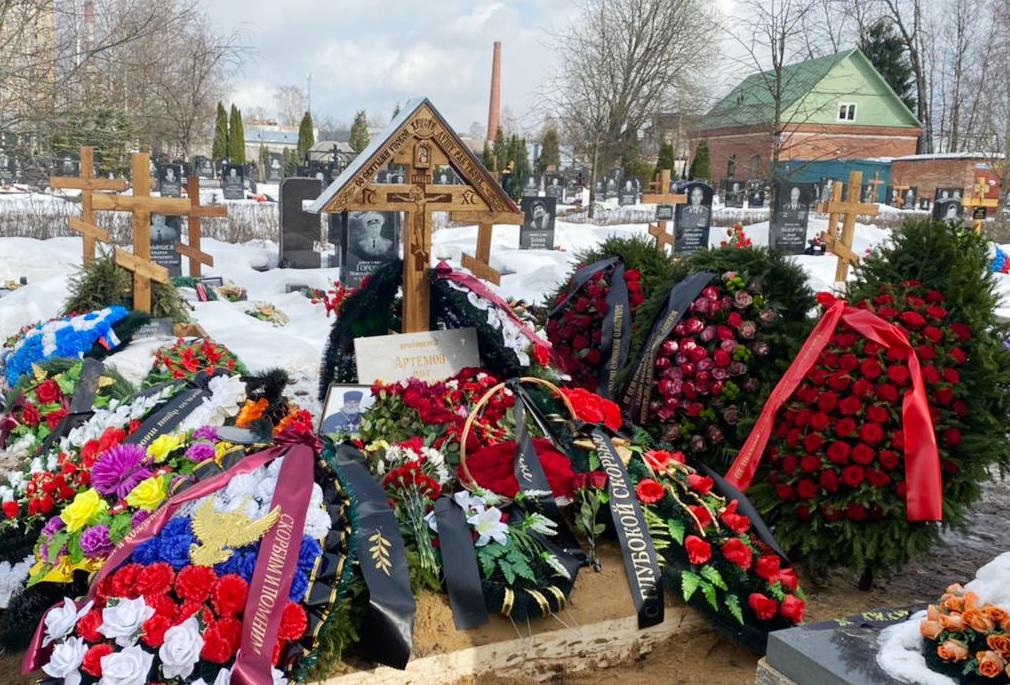 Состоялось отпевание и похороны клирика военного благочиния протоиерея Олега Артемова