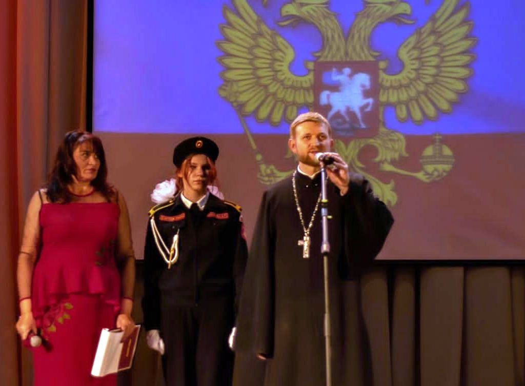 Военный отдел Санкт-Петербургской епархии принял участие в организации и проведении акции-концерта «У нас одно Отечество - Россия»